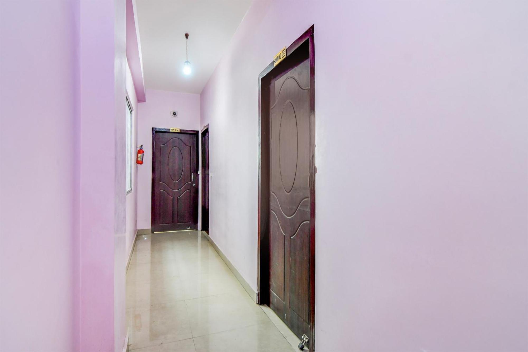 Super Collection O Sf Road Siliguri Formerly Jyoti Hotel Екстериор снимка