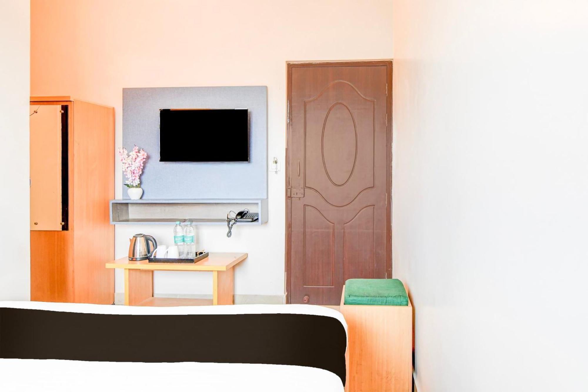 Super Collection O Sf Road Siliguri Formerly Jyoti Hotel Екстериор снимка